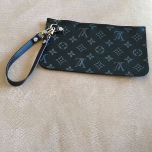 Designer inspired wristlet